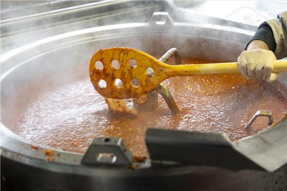 7012 Miešadlo polypropylén 1200 mm s otvormi