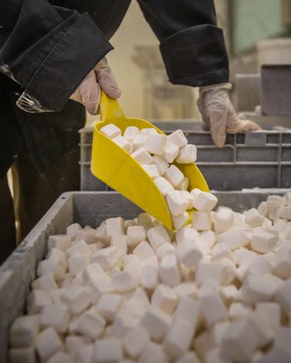 5675 Ručná lopatka 1 l